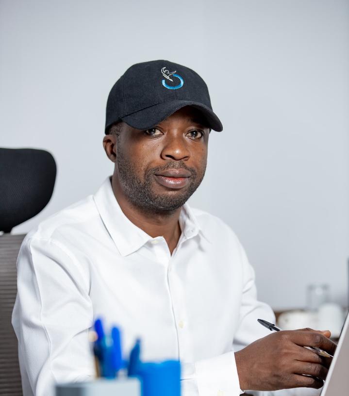 César N'DRI — Directeur Général & Fondateur